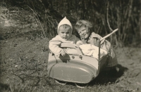 Jiří Nachtigall with sister on the family farm, 1940s 