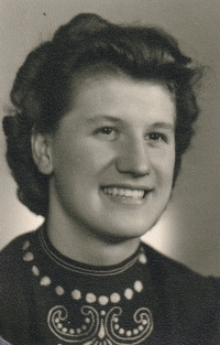 Zdeňka Zavřelová, 1939
