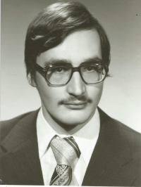 graduation photo in 1978
