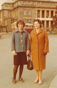 With mother Libuše in Plzeň at U Jána, 1 May 1965 