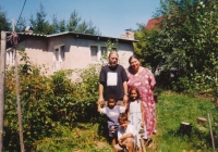 Husband and wife Šorm with children, 2003