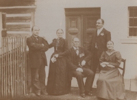 The Benesch family, Pstrążna (Stroužné in Czech), beginning of the 20th century