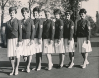 Bohumila Řešátková (second from left) with her teammates at the 1964 Olympic Games in Tokyo