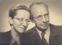 His parents-in-law Fajtovi