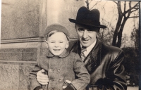 Antonín Bartoš Jr with his father in Germany, 1950