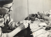 Josef Schwarzer (1907–1985) at work, carving wood