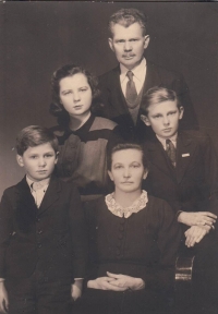 Adolf Absolon's family: parents Adolf and Antonie, sister Věra, brother Karel, Adolf Absolon Jr. (6 February 1946, Teplice)