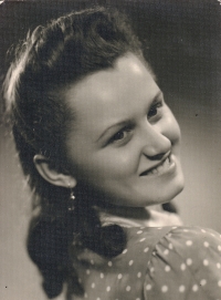 Libuše Durdová, probably 1945