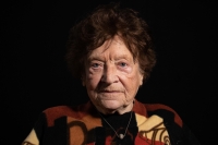 Marie Kselíková, portrait 2022, Prague