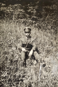 Manžel pamětnice jako voják základní vojenské služby, kterou absolvoval na základně mezi Kudowou a Pstrążnou