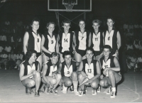 Ludmila Ordnungová (first from top right) at a tournament in Messina, Sicily, at the turn of the 1950s and 1960s