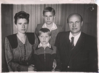 The Kalyntsi family, 1952, Khodoriv. Yevfrozyna and Myron Kalyntsi with their sons Ihor (senior) and Borys