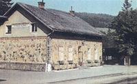 Bývalé vlakové nádraží / Staré Hamry / 2000