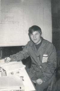 Jan Fechtner as designer of a floating suction dredger, 1970s