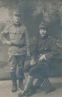 Václav and Jan Fechtner before joining up the World War I