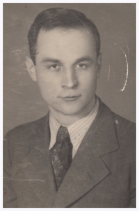 His father Josef Diviš senior, 1945–1946