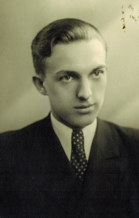 Evangelický duchovní Bohumil Jan Dittrich, otec Jana Dittricha, 29. leden 1942