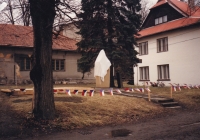 The TGM monument in Liptál covered with a piece of cloth, March 11, 1990