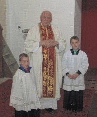 Jan Ihnát with altar boys		
