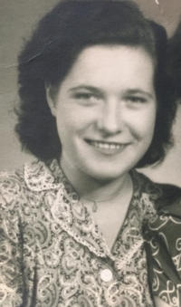 Jarmila Semotamová, née Šárková, period photo