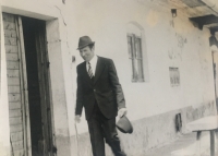 The witness at the doorstep of his native house, 1960s