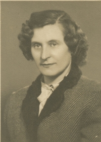Wife of František Aubrecht and mother of Milena Dolanská Marie Aubrechtová, née Ryšánková
