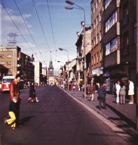 A walk on the Peace avenue, 1973