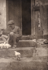 Miloslav Bartoš, Strašín, circa 1944