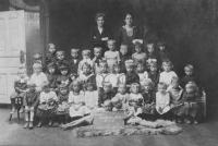 Renáta Plášková's mother Růžena Kuczerová in Kindergarten