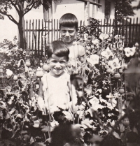 Renáta Plášková's brothers in Karviná, 1940s