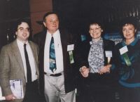 Miloslav Vítek (second from left) as a businessman after 1989, during a conference at the Intercontinental Hotel in Prague
