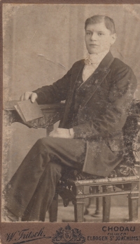 Grandfather Josef Dušek from Horní Měcholupy