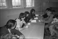 Redakční setkání vysokoškolského výboru v "domečku", 20. prosince 1989