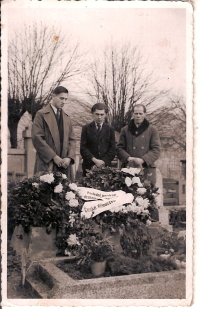 Hrob tatínkova bratra Františka Chumchala v Ústí nad Labem