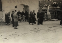Photograph from the funeral of the estate owner Josef Mareš 