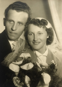 Wedding photograph of Eva and Josef Bříza, 1959 