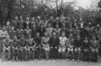 Jednoroční učební kurz, pamětník je třetí zleva v první řadě, jaro 1949