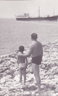 First time by the sea - Štefan Králik with his son near the Adriatic Sea, 1965.