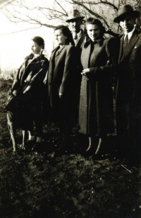 The Tóth family with their brother-in-law (right) during the war in Dolné Salibá.