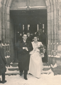 The wedding of her parents in Nymburk, 1946