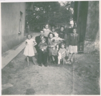 The Karol family, Jiřína is on the right, Zádveřice in 1954 