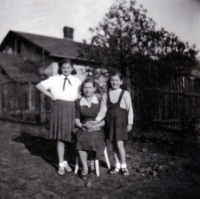 With older sister and mother, Ostrava, circa 1950