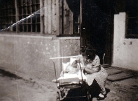 With her mother, Slovakia, Turany, 1943