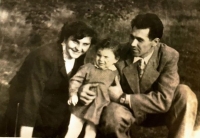 Jindřich Vítovec with his wife and daughter in 1950s