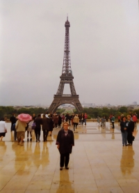 The contemporary witness in Paris, which she visited five times after 1989