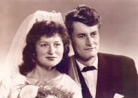 Wedding photo of the newlywed Bečica couple – 16th of May 1964 