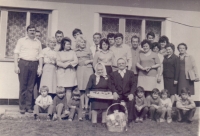 Oslava 50 let manželství rodičů Anděly, v Bylnici, rok 1975