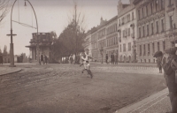 YMCA Hradec Králové, running relay through the city, 1930s