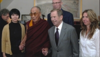 Ivana Reichlová with the Dalai Lama and Václav Havel