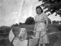 Jarmila Sikorová with her mother Marie / Hrčava / 1954